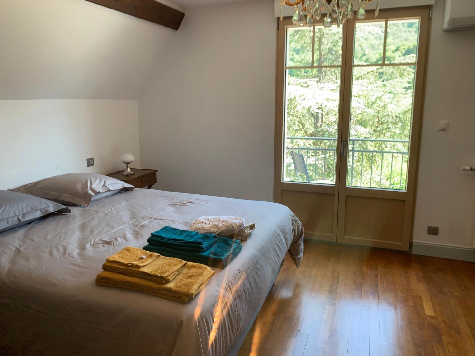 Bed and Breakfast Longue Vue En Арбуа Экстерьер фото
